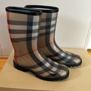 Burberry Rain Boots - size 38